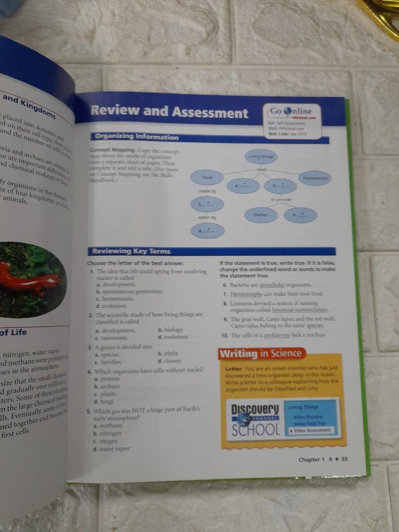 Science Explorer Bacteria to Plants (HardBound), Hobbies & Toys, Books