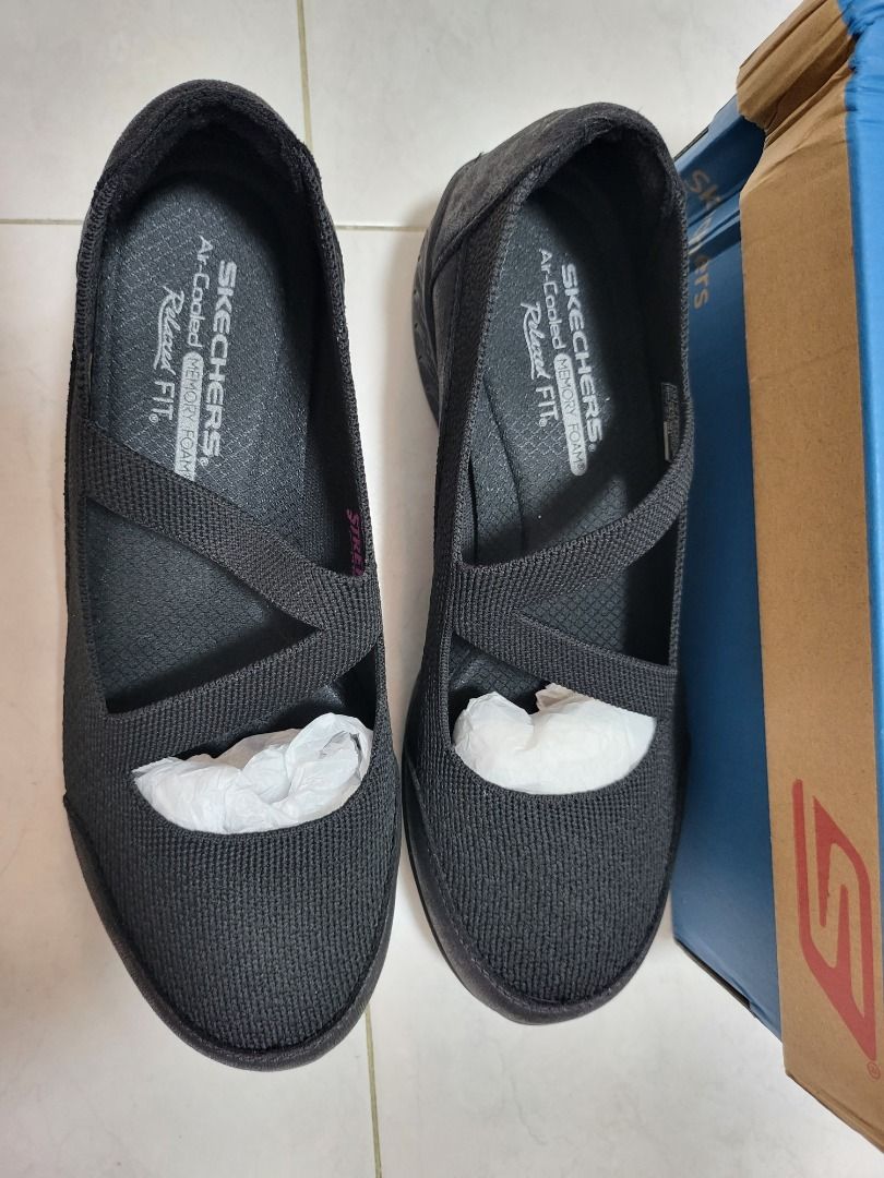 Memory foam hotsell black flats