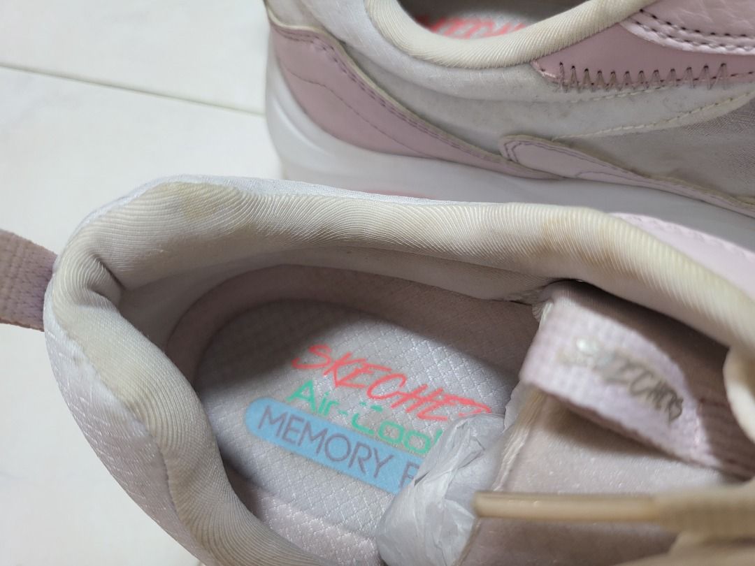 Skechers White Pink Walking Sports Shoes with Memory Foam Can