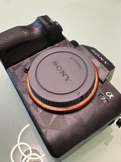 （分類：）位於 。 由 rogues_gallery 提交（商品編號 1264209866，圖片 1）。簡介： 。