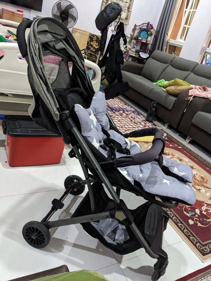 Gucci pram, Babies & Kids, Going Out, Strollers on Carousell