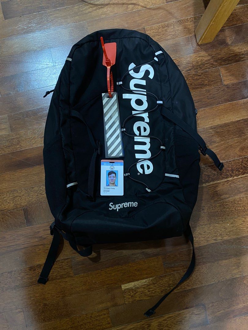 Supreme backpack hotsell ss17 red