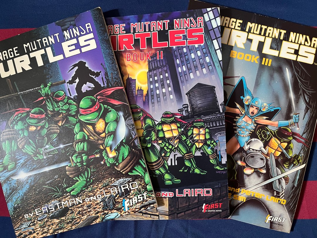 Teenage Mutant Ninja Turtles Graphic Novels Set of 3, Hobbies & Toys