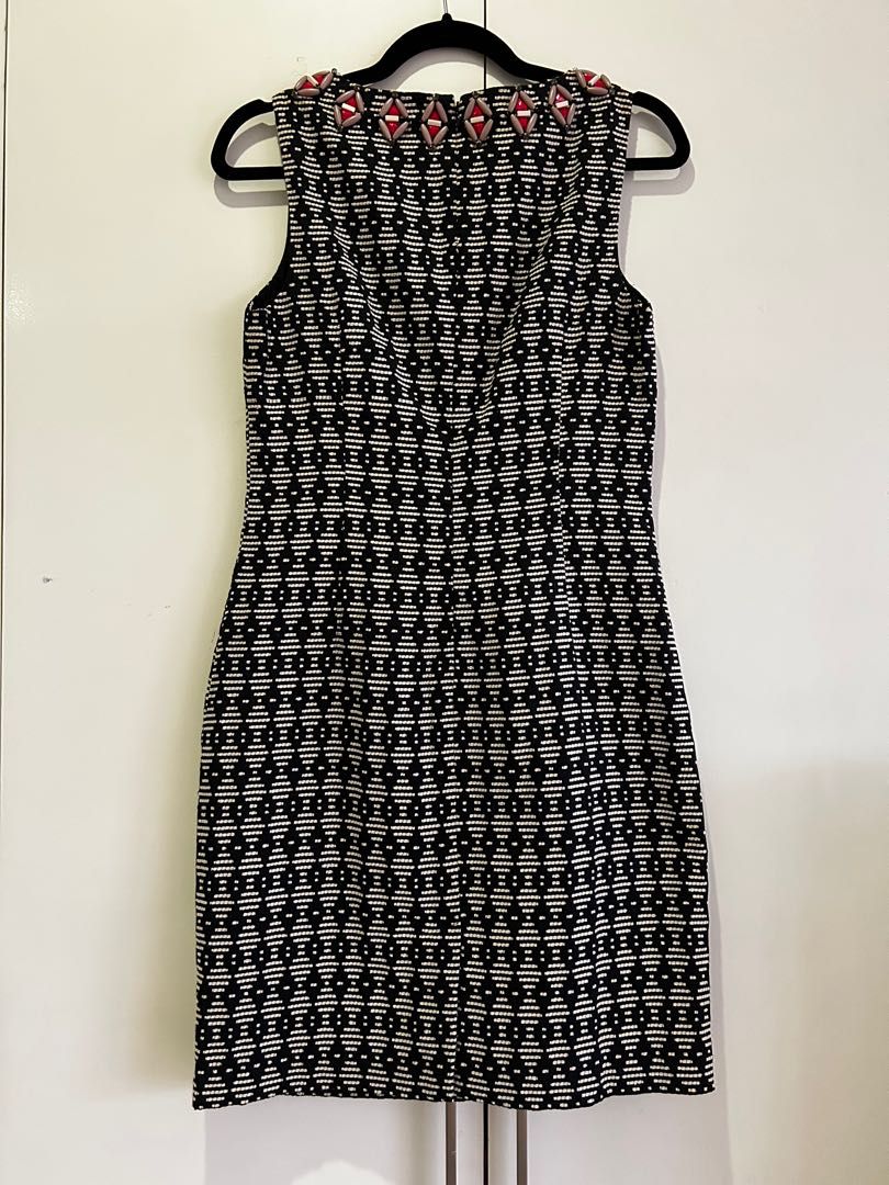 Trina Turk Embroidered Dress with Beading US 6 Women s Fashion