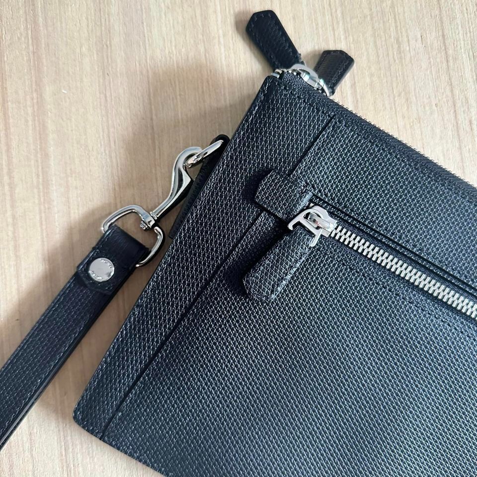 Tumi Monaco Black Double Zip Clutch Bag Men s Fashion Bags Belt