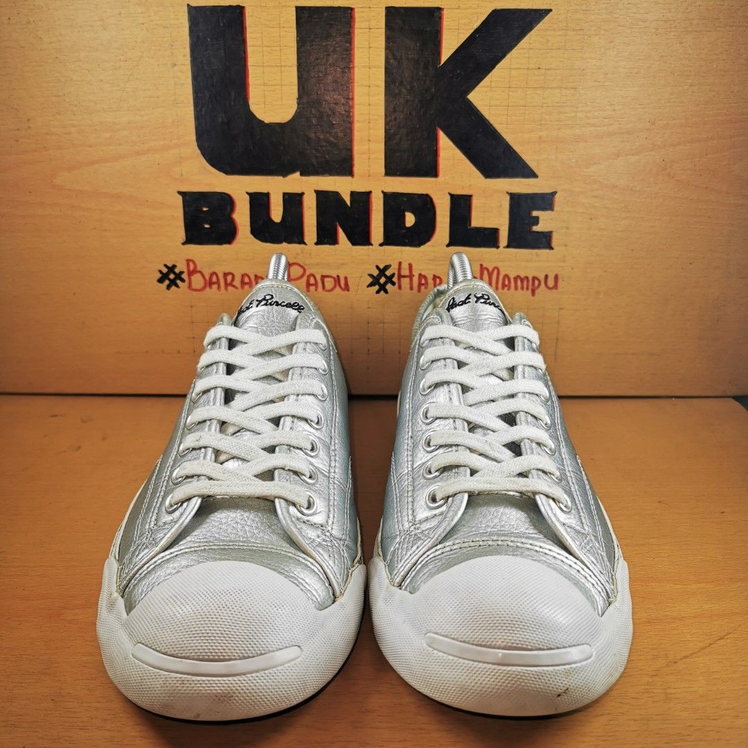 Silver leather converse best sale uk