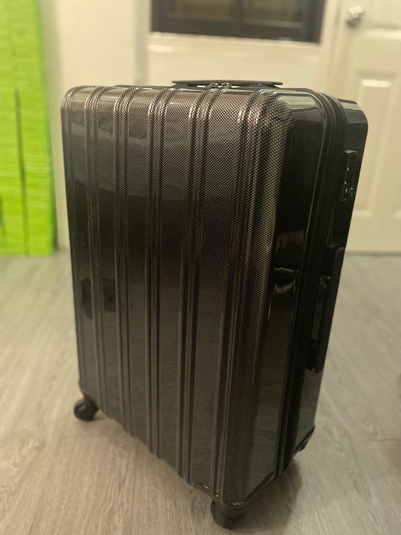Umbro Original Hard case Luggage Medium Hobbies Toys Travel