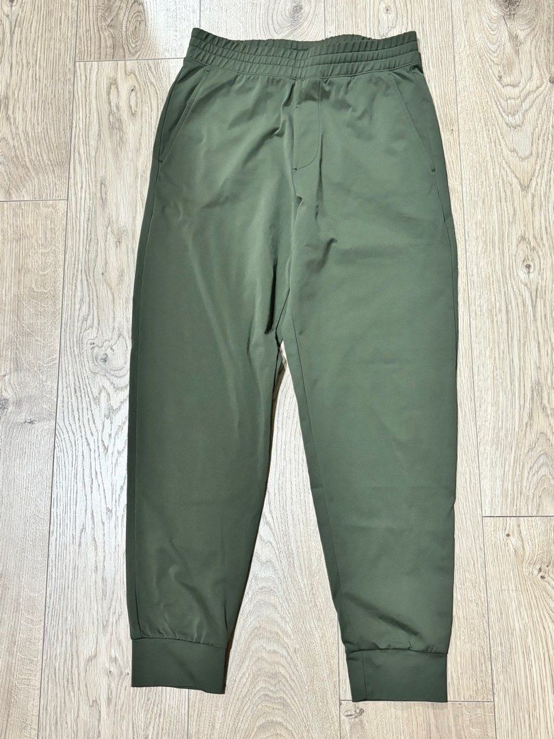 Uniqlo Ultra-Stretch DRY-EX Jogger Pants, Women's Fashion, Bottoms, Other  Bottoms on Carousell