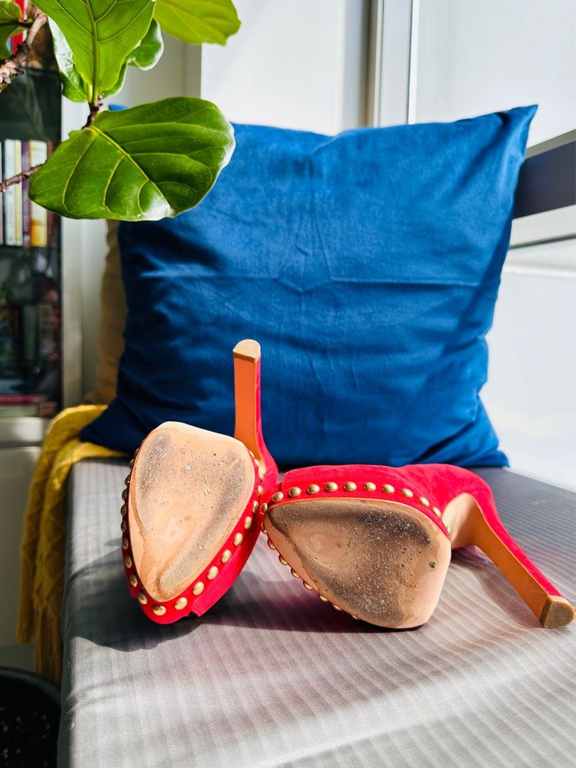 Alexander McQueen pumps Women s Fashion Footwear Heels on Carousell