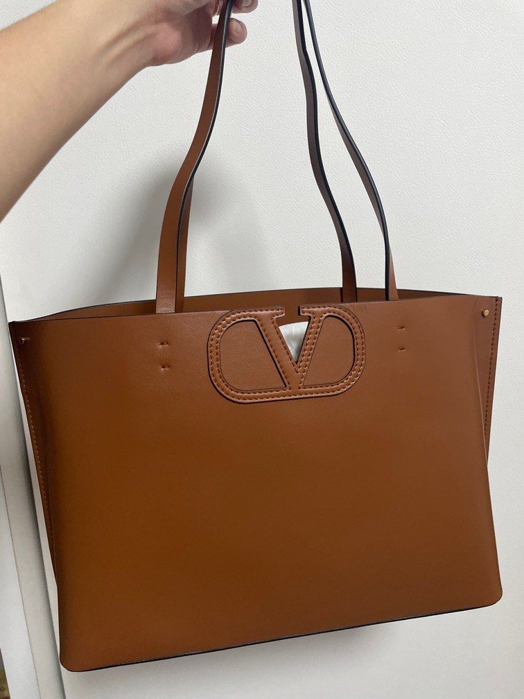 Garavani bag outlet