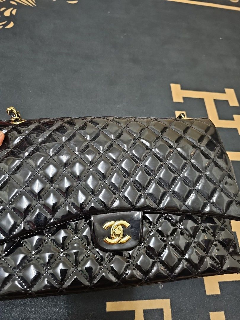 Vintage Chanel Timeless Classic Maxi Jumbo in Patent Black Luxury