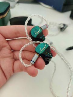 (Category: ) located in . Submitted by heartlessaudio (Listing ID 1264216433, Image 1). Description: .
