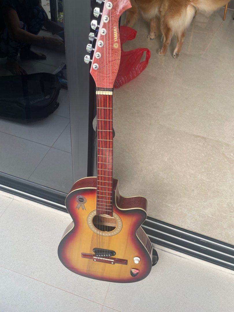 Yamaha fg 325 acoustic guitar hot sale