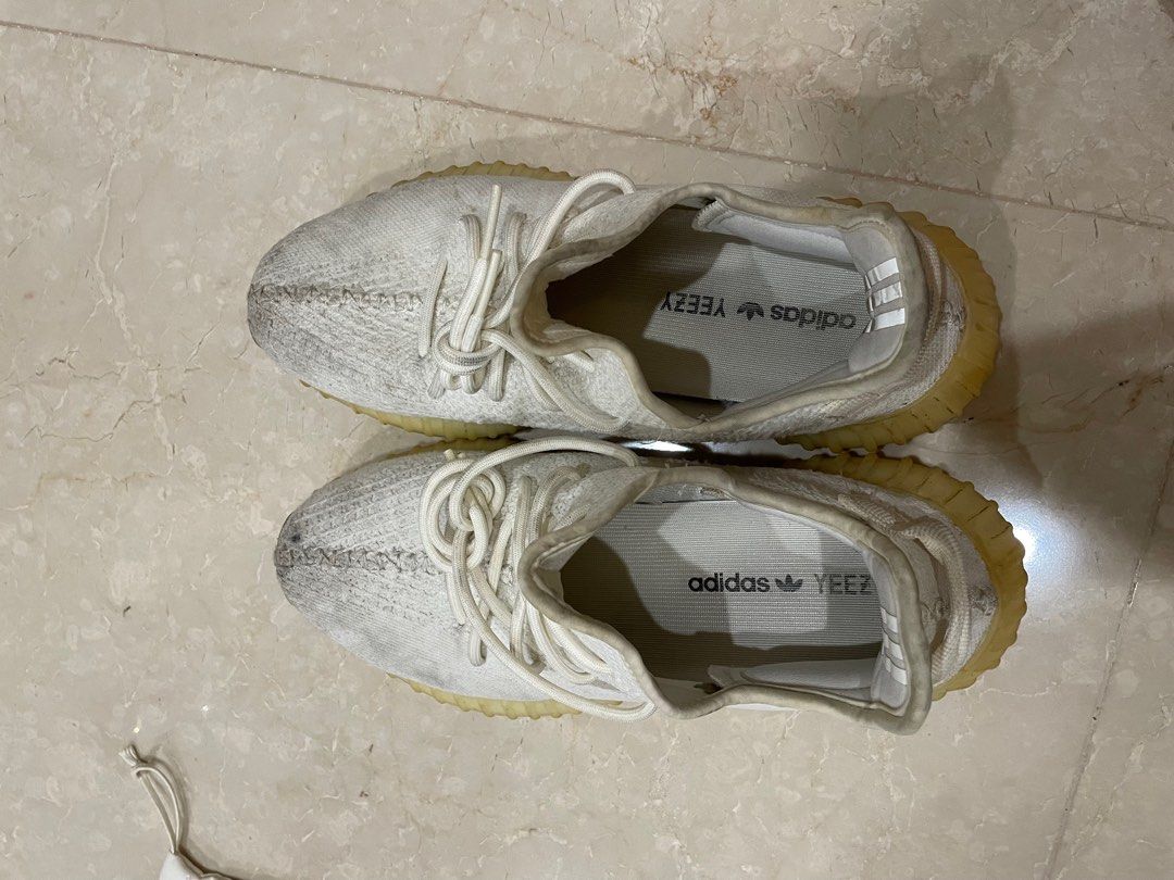 Adidas yeezy 2024 25 v2