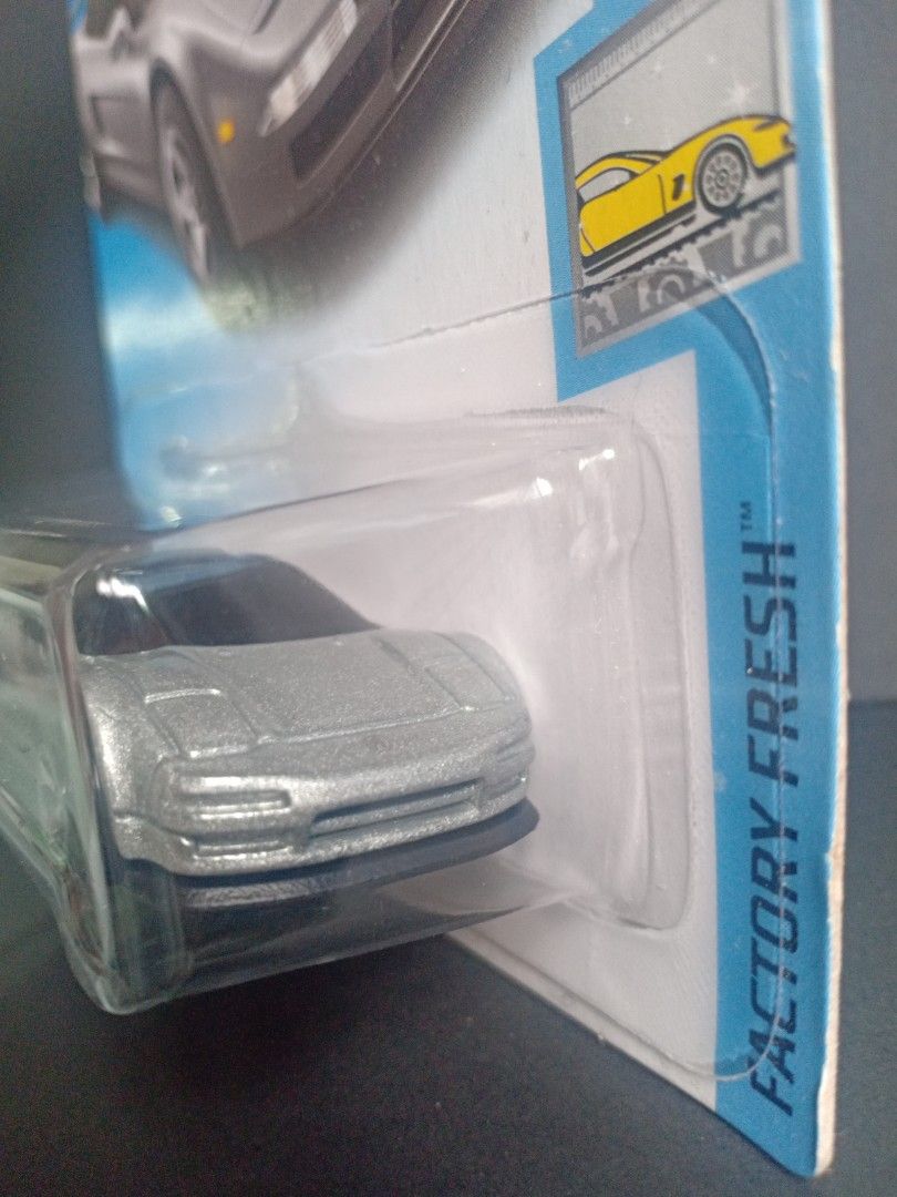 Factory fresh 2024 hot wheels 2018