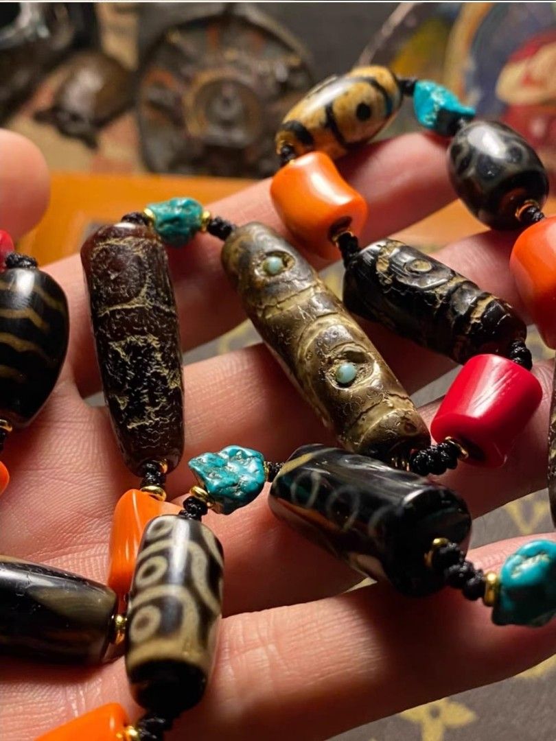 西蔵天珠　the dzi beads of tibet 希少