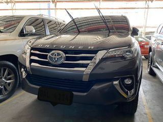 🔱 Toyota Fortuner V Diesel A/T Push Start Leather Seats New Tires  Auto