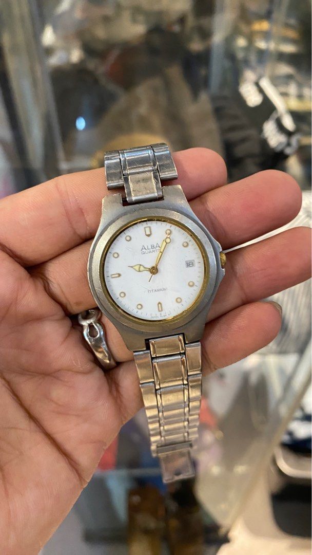Alba best sale quartz watch