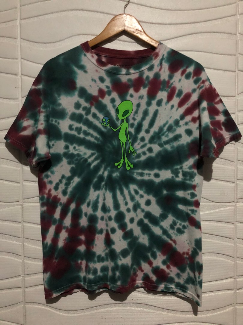 ALIEN TIE DYE CHEMISTRY, Men's Fashion, Tops & Sets, Tshirts & Polo ...