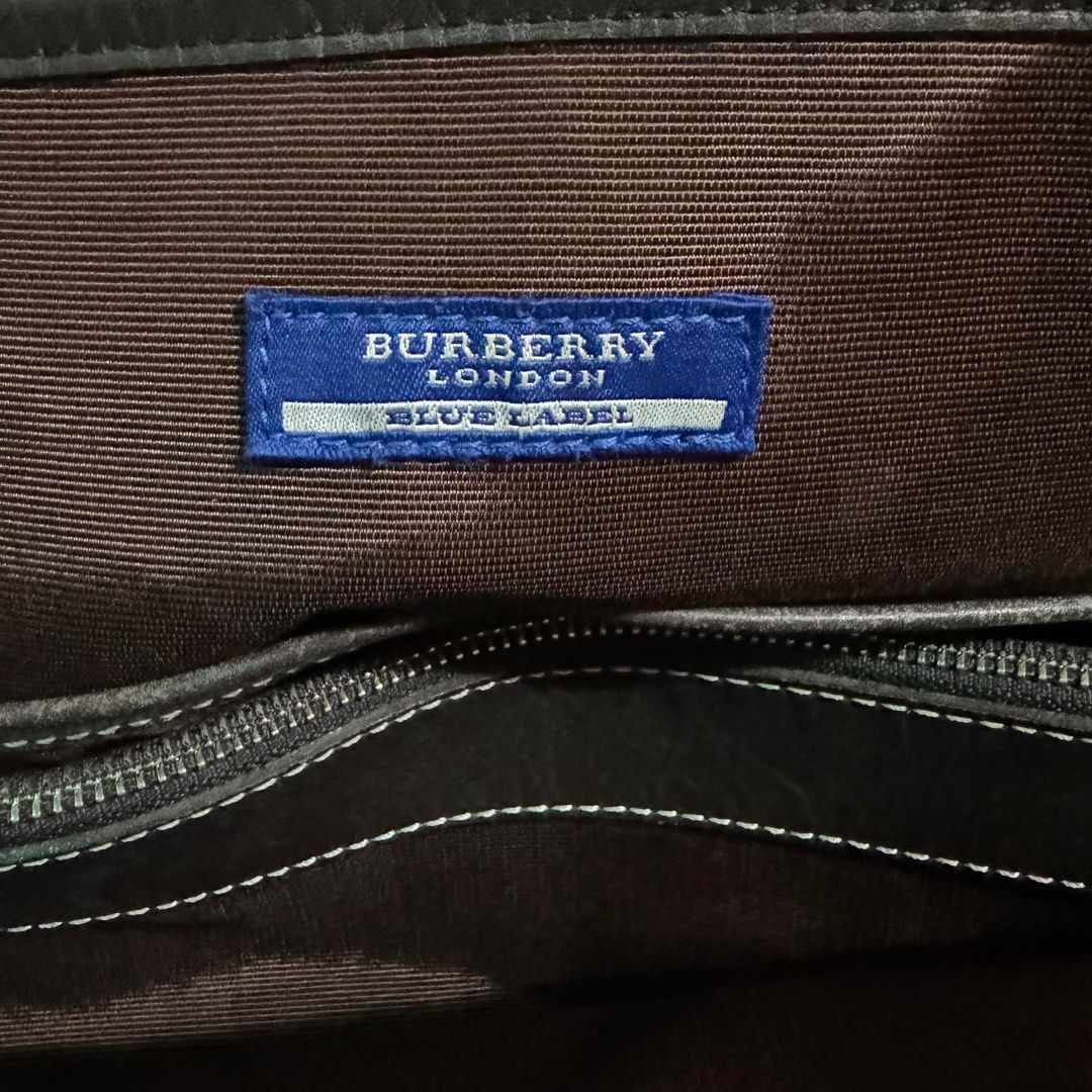 Authentic BURBERRY Nova Check Blue Label Tote Bag (Category: Luxury Bags & Wallets) located in Tarlac. Submitted by thrift2tarlac (Listing ID 1264311882, Image 3). Description: Slightly used Pinapabenta ni tita ❤️.