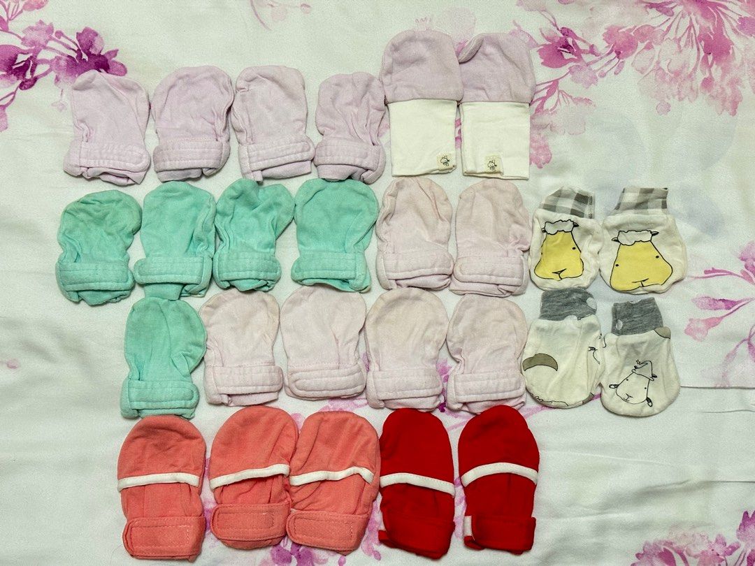 Adjustable shop baby mittens