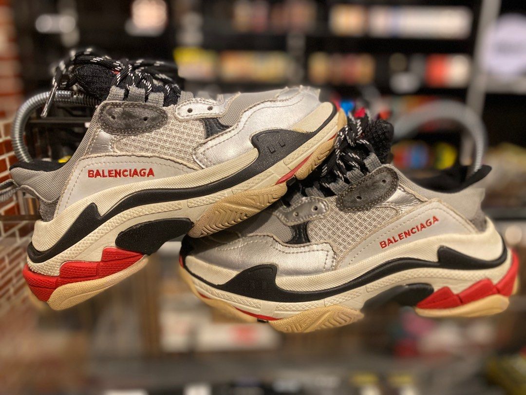Balenciaga triple s sale silver on feet