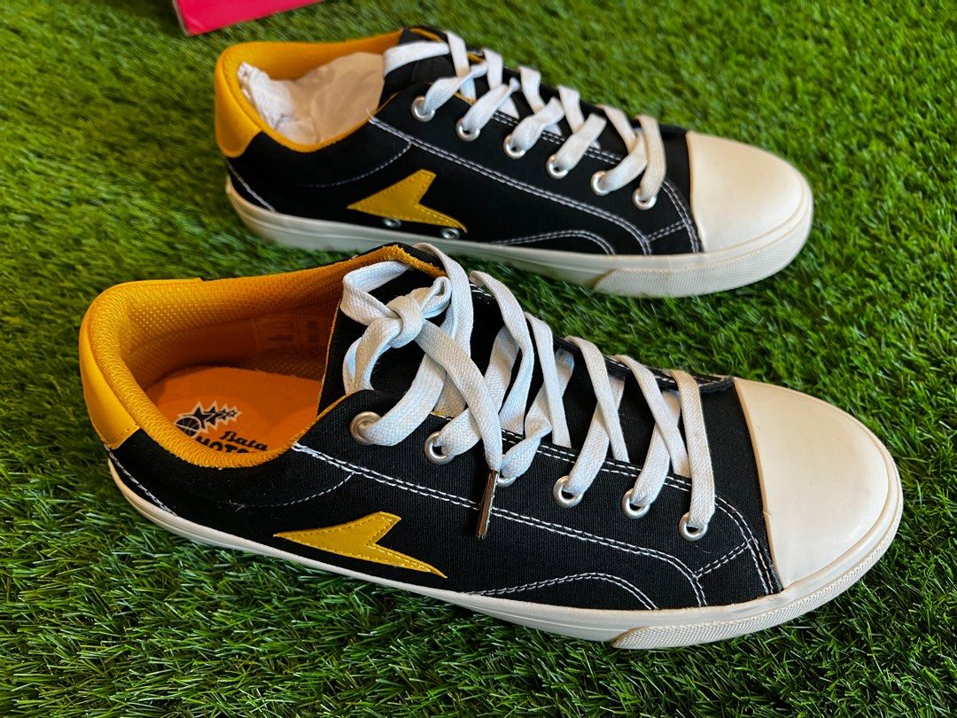 Bata Hotshot remake Kurt Cobain Shoes UK9