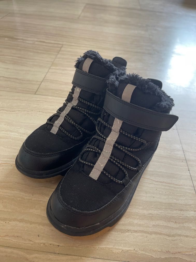 Black winter boots from H M online