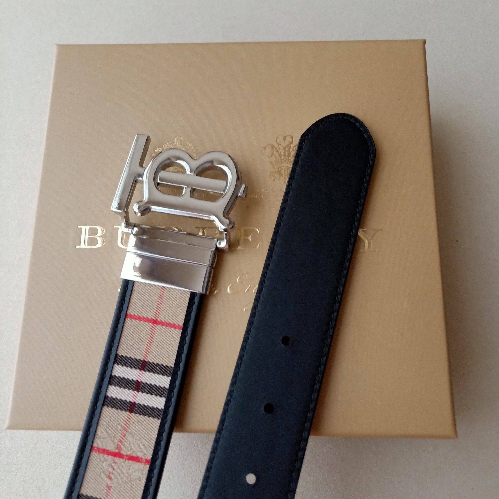 Burberry online belt replica