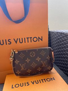 Authentic Louis Vuitton Escale Mini Pochette, Luxury, Bags & Wallets on  Carousell