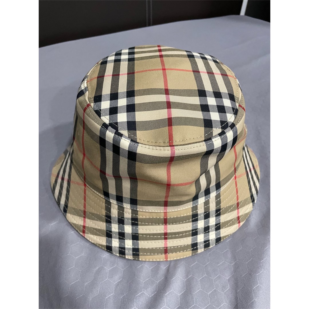 Burberry bucket hat outlet replica