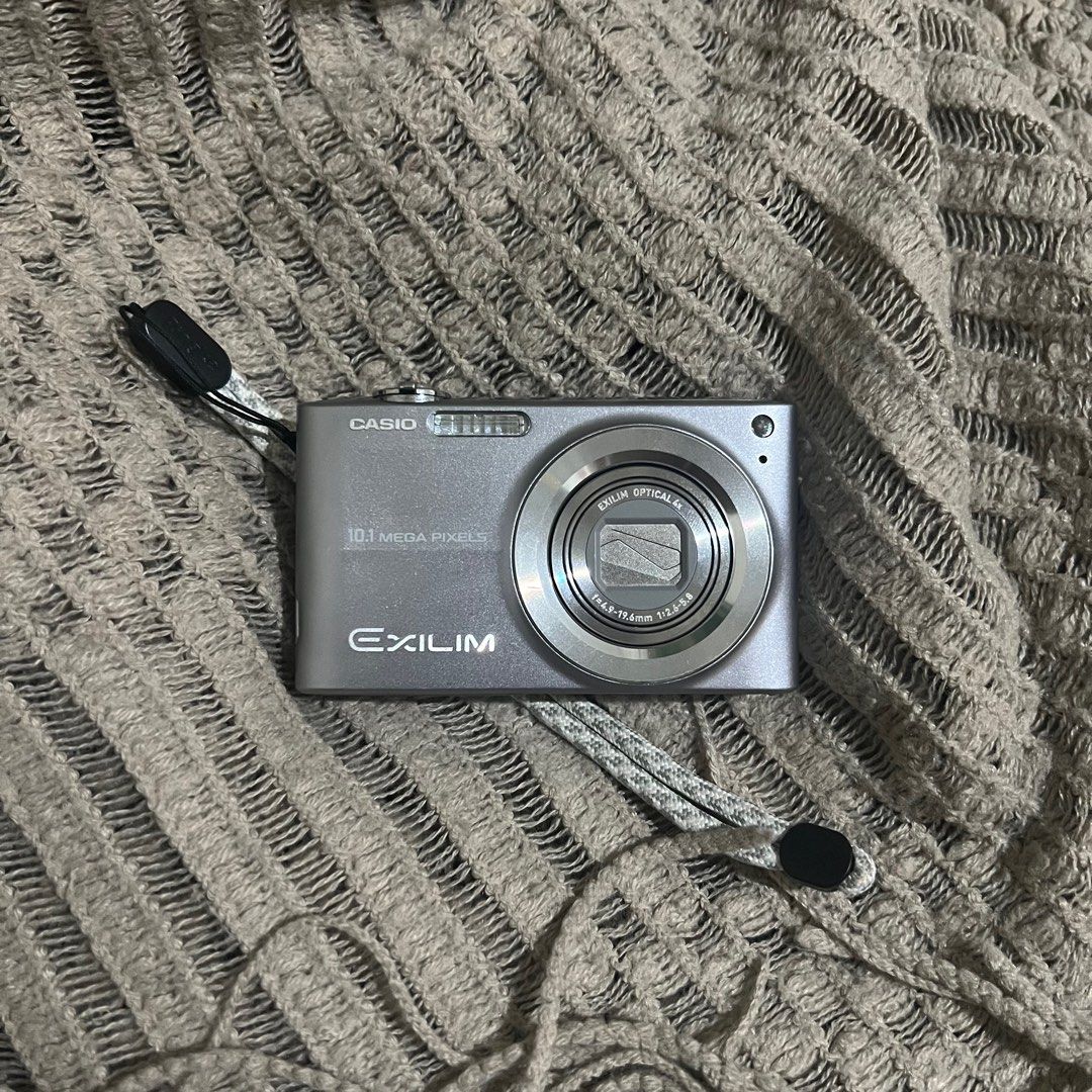 Casio exilim camera 10.1 megapixels clearance