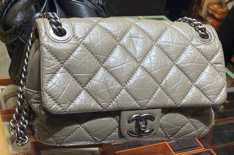 手入困難25cm CHANEL-