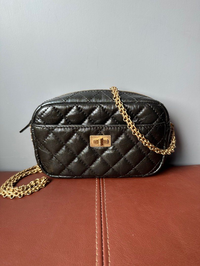 Chanel Flap Bag 2.55 SHW Medium , Luxury, Bags & Wallets on Carousell