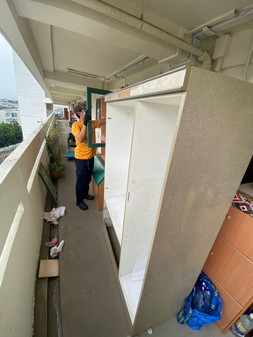 Disposal services/Furniture disposal/Mattress and bed frame disposal