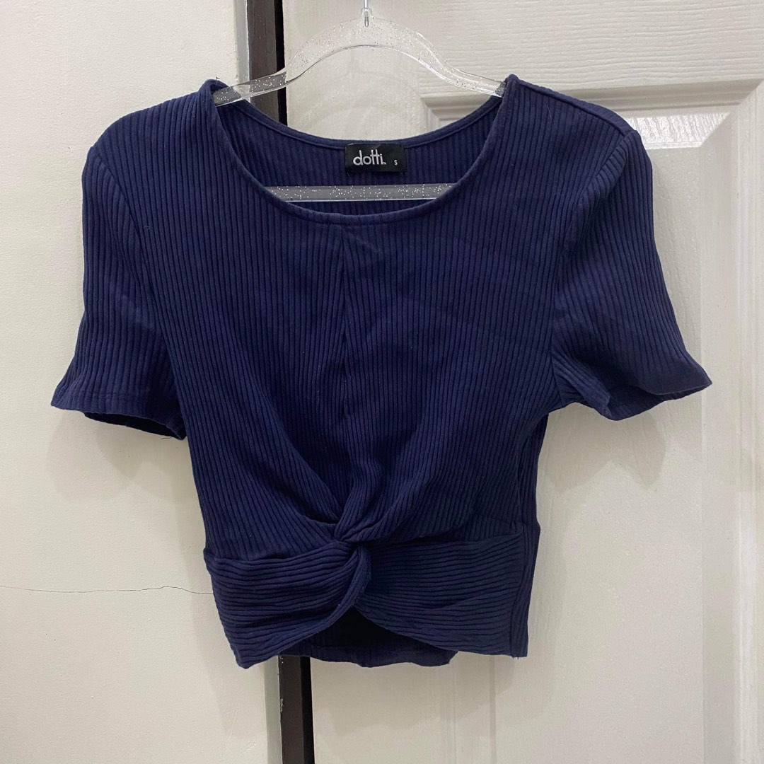 dotti top, Women's Fashion, Tops, Blouses on Carousell