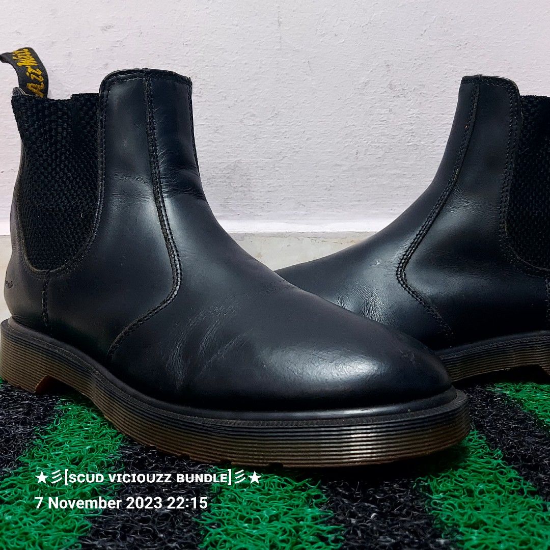 Dr martens 2024 carpathian chelsea boots