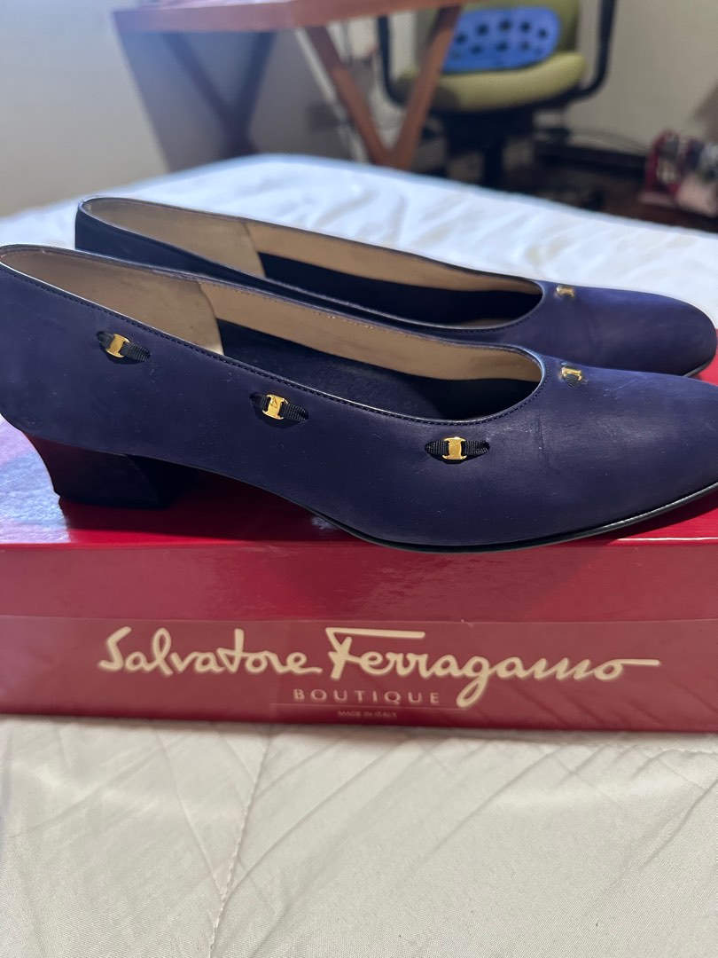 ferragamo shoes clearance
