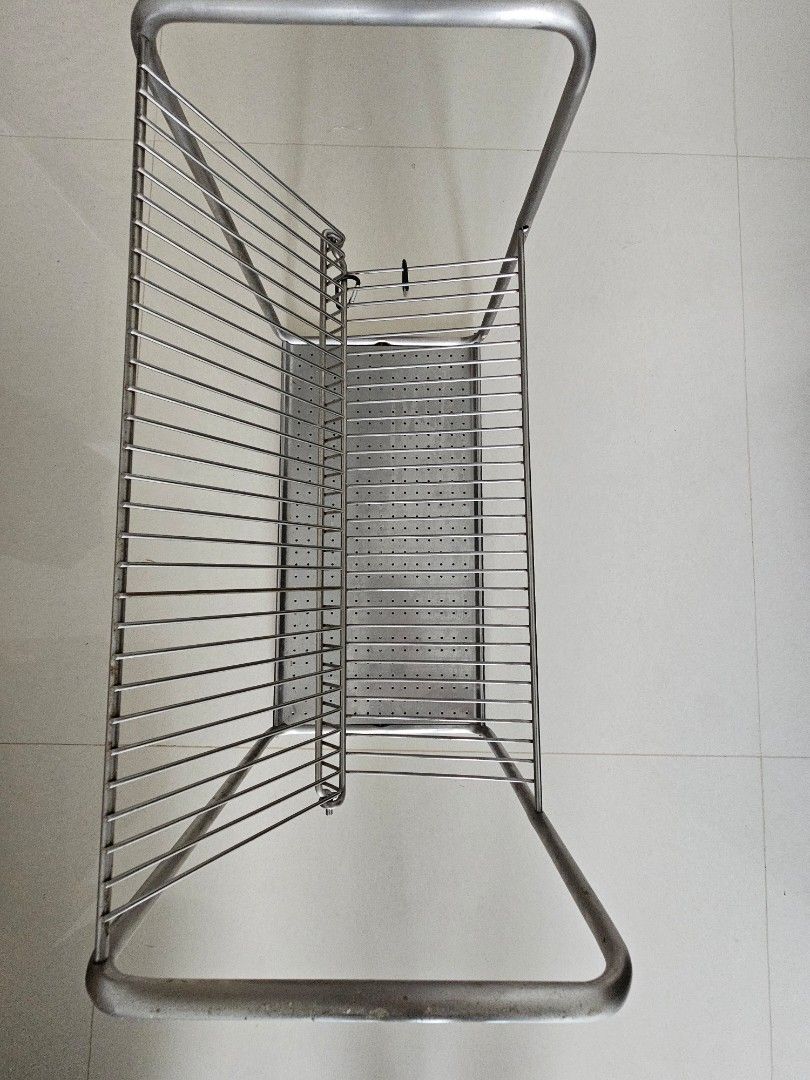 https://media.karousell.com/media/photos/products/2023/11/7/free_ikea_dishrack_1699333092_9cd47ee4_progressive.jpg