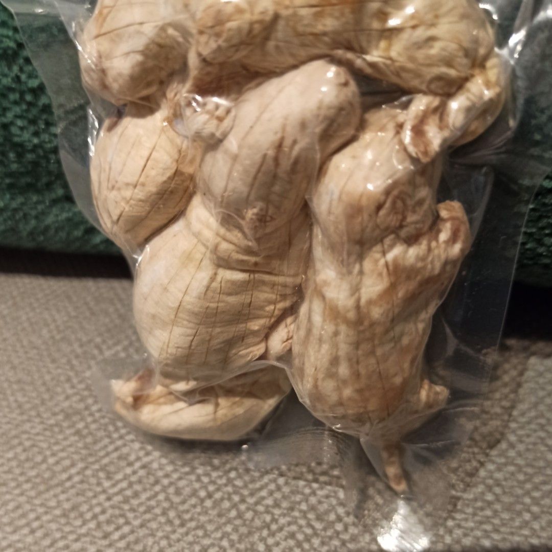 Freeze Dried White Mouse, Pet Supplies, Pet Food on Carousell