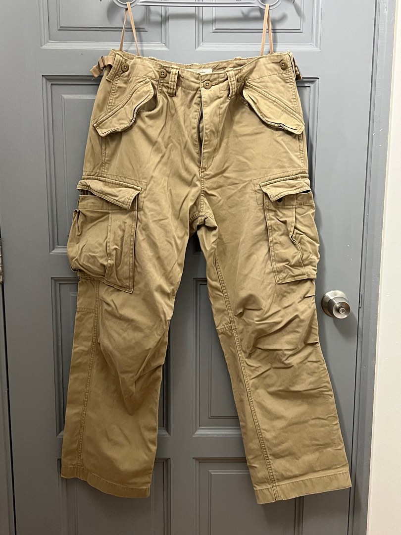 Gap long cargo pants 32x30, Men's Fashion, Bottoms, Joggers on Carousell