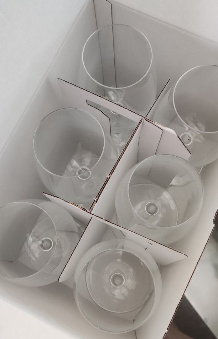 STORSINT Red wine glass, clear glass, Height: 9 Package quantity: 6 pack -  IKEA