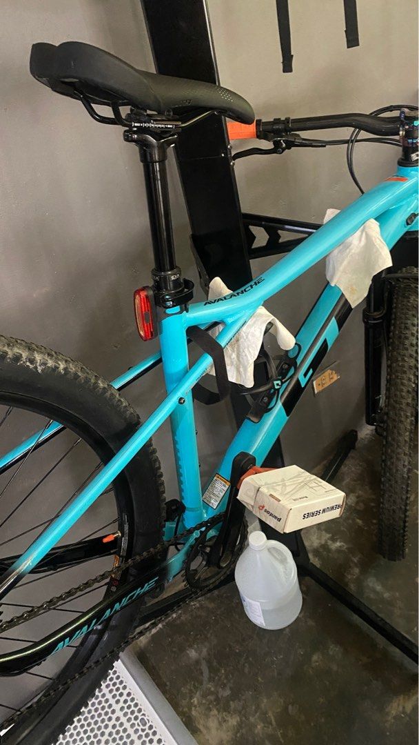 GT Avalanche 2021 M 27.5 Hardtail MTB Sports Equipment