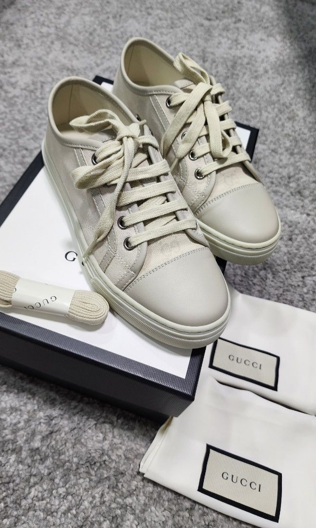 Cream gucci shoes 2025