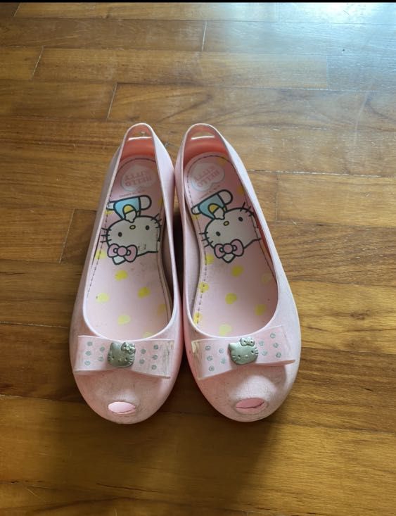 Hello Kitty jelly Shoes, Babies & Kids, Babies & Kids Fashion on Carousell