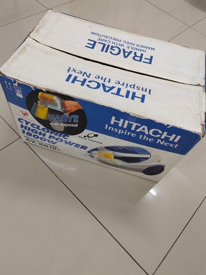 Hitachi 1800w CVSH18 vacuum cleaner, TV & Home Appliances, Vacuum