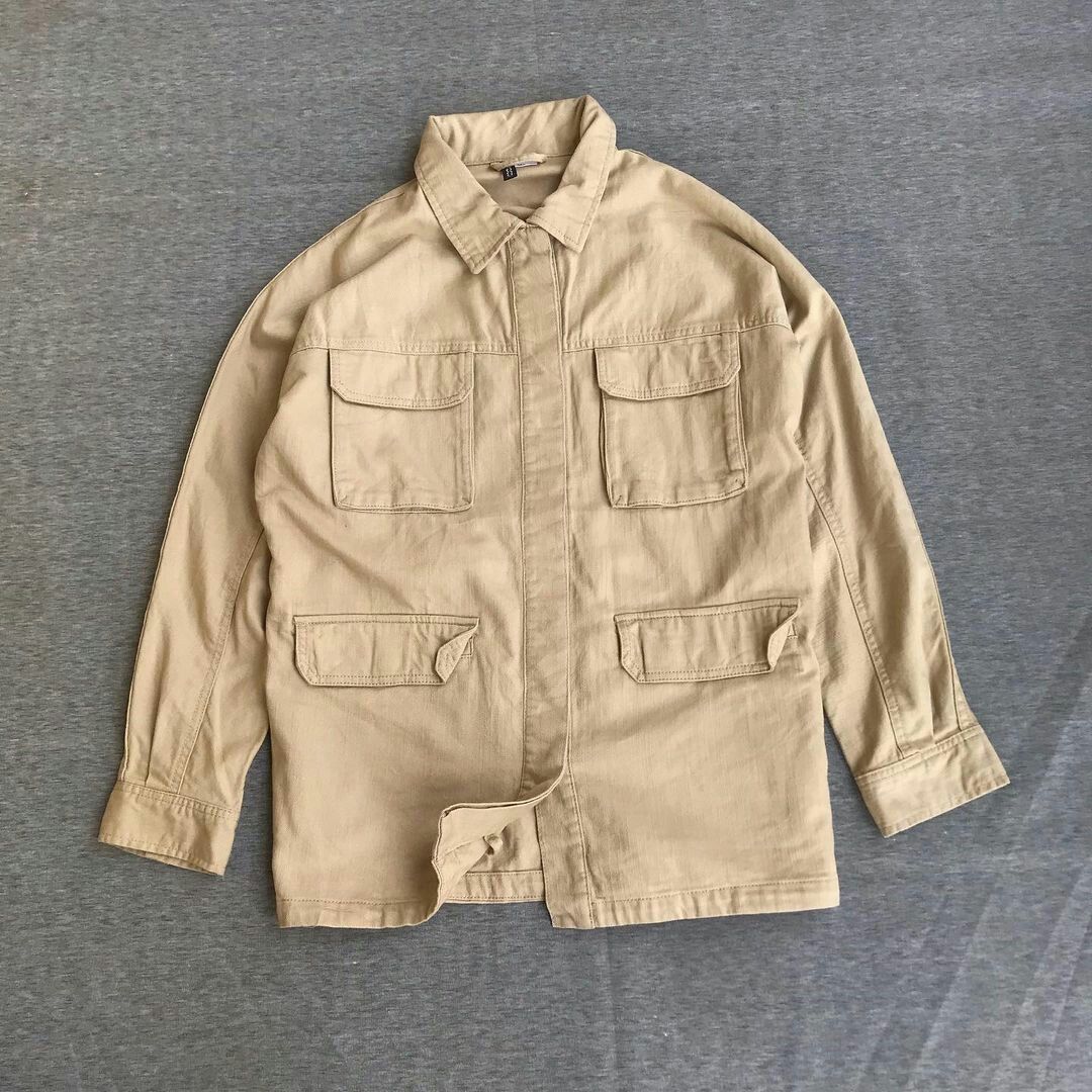 Jaket H M original canvas jacket Ukuran M setara XL Fesyen Pria