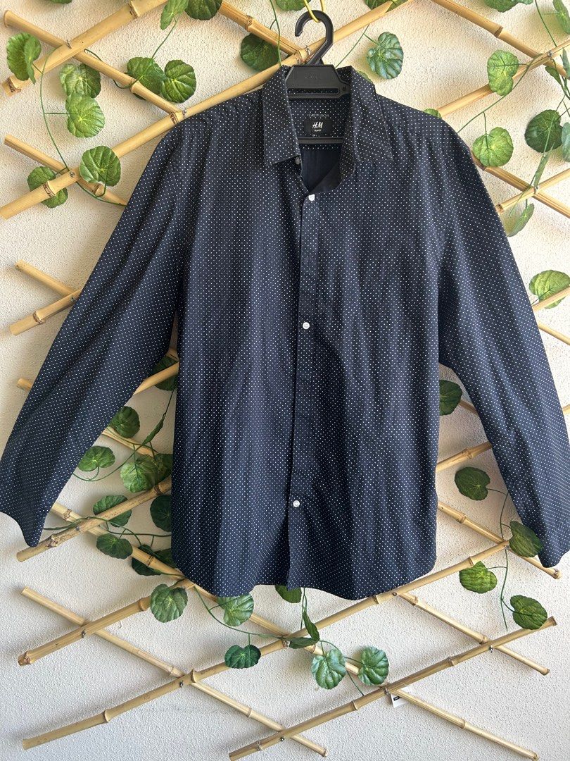 H M polkadot slim fit shirt Men s Fashion Tops Sets Formal