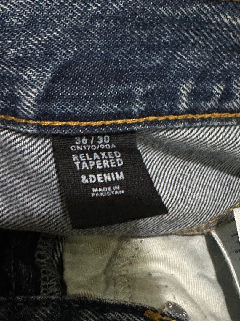 H&M Relaxed Tapered Jeans (Category: Jeans) located in Manila. Submitted by aaron_mnl (Listing ID 1264405894, Image 3). Description: Rarely used, matagal nang nakastuck sa cabinet Tapered and relaxed fit so it can fit up to 38.
