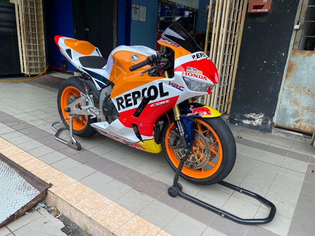 Cbr track bike hot sale